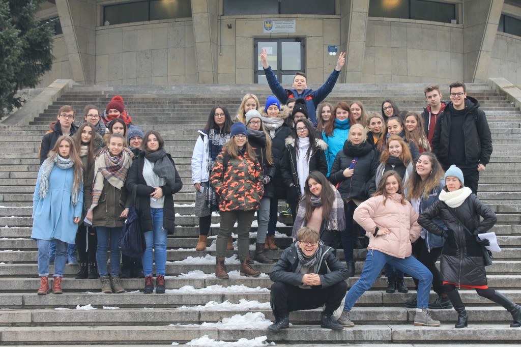 WYJAZD KLAS PIERWSZYCH DO PLANETARIUM